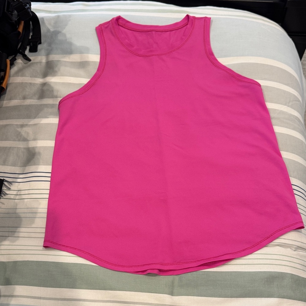 Lululemon high neck tank